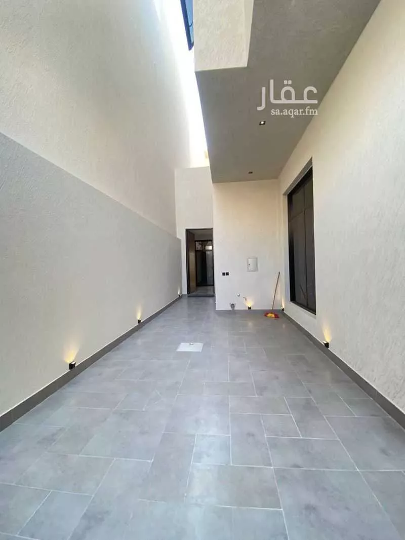 فيلا 6 غرف في المهدية 5