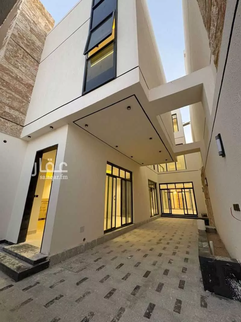 فيلا 6 غرف في المهدية 1