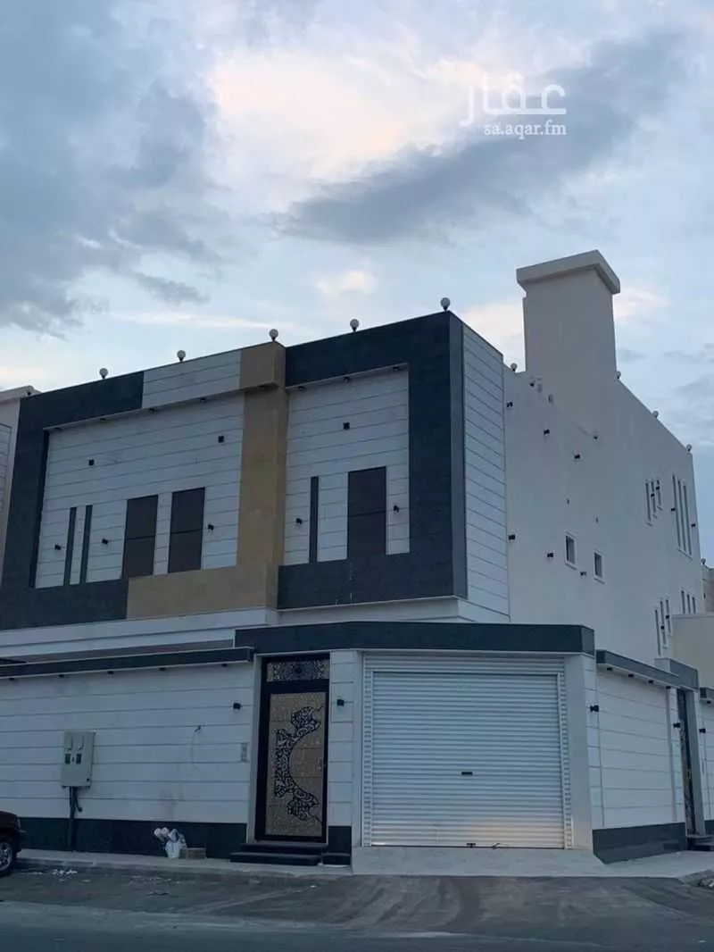 7 bedroom villa in Al Rahmaniyyah 1