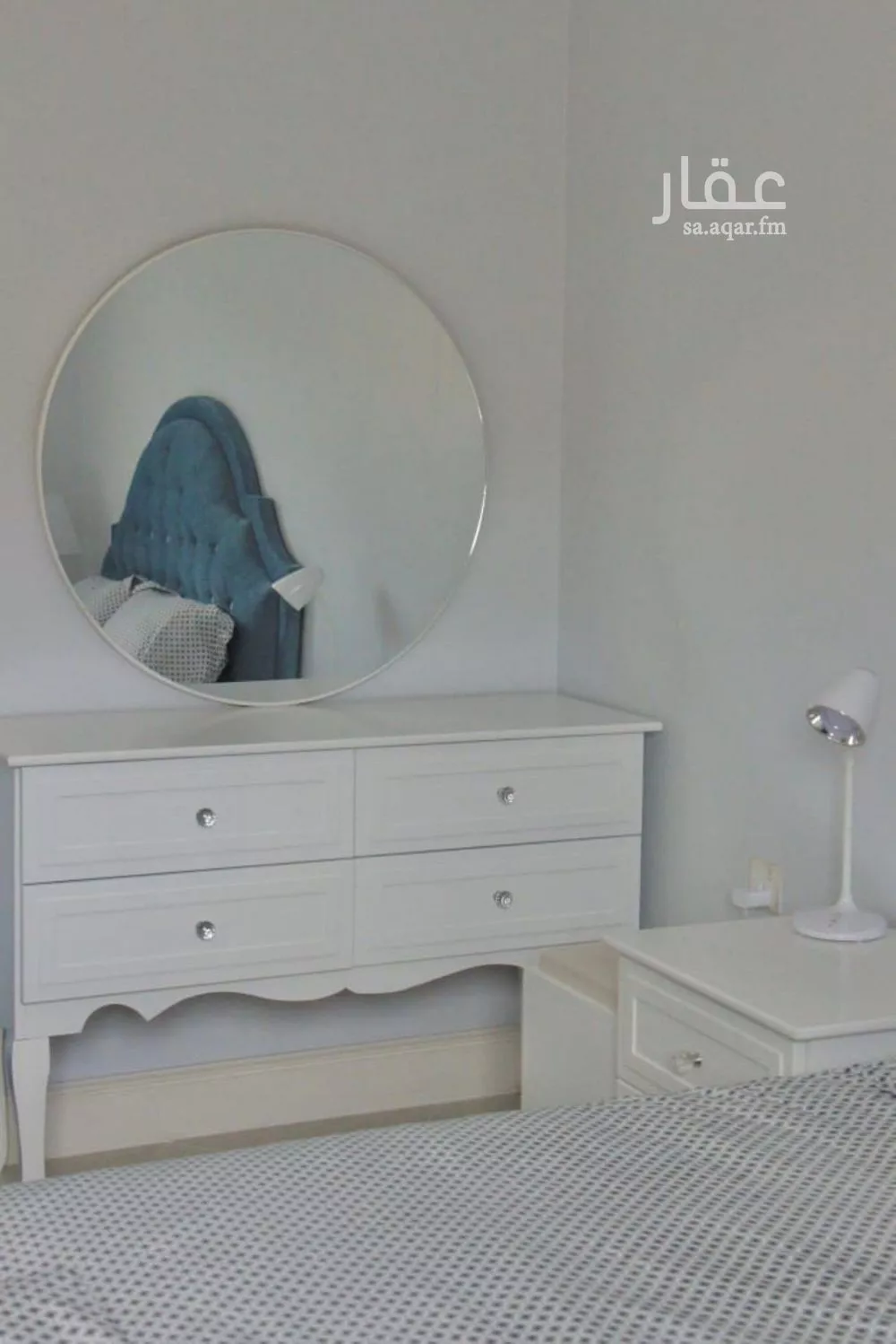 شقة 3 غرف في الملقا 5