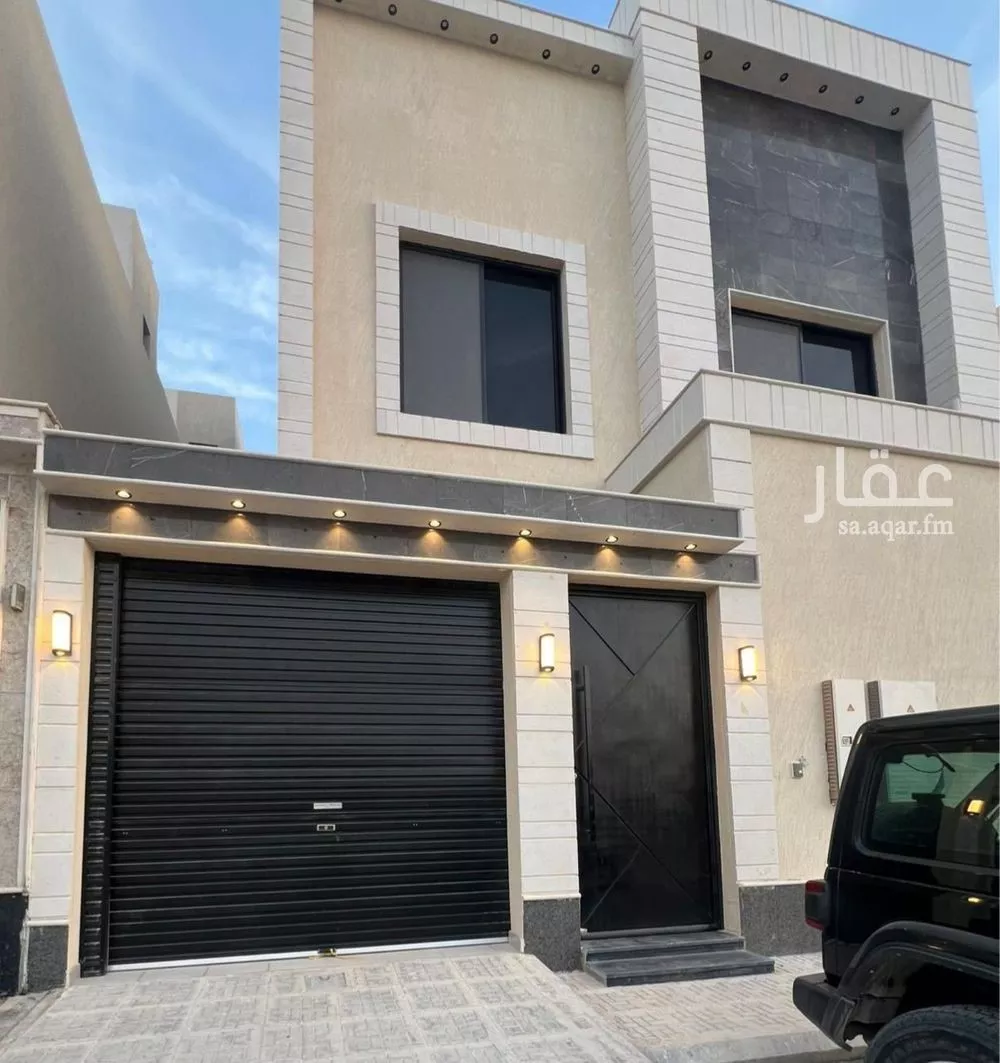 4 bedroom villa in Al Janadriyah, Riyadh 15