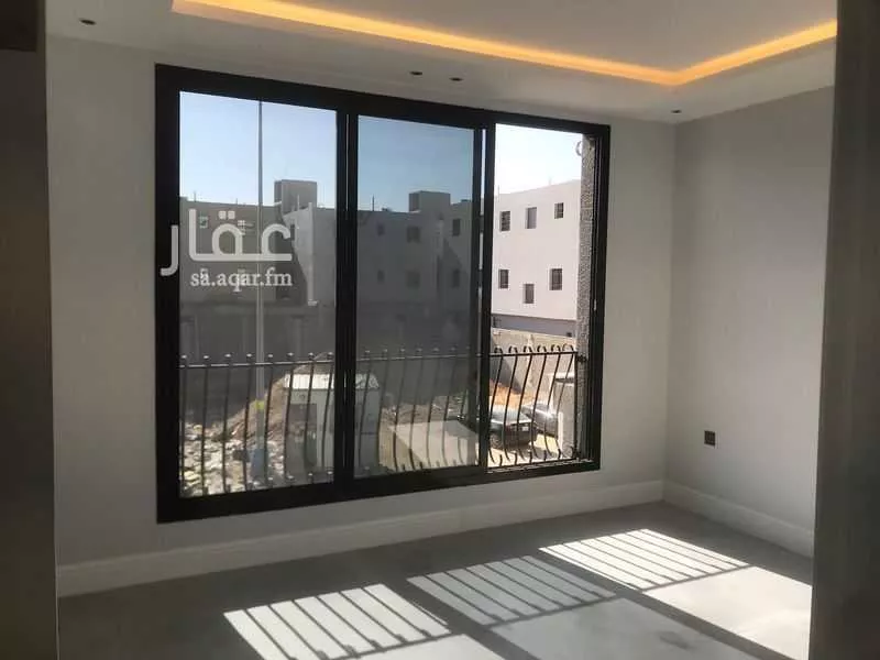 فيلا 7 غرف في الرمال 2