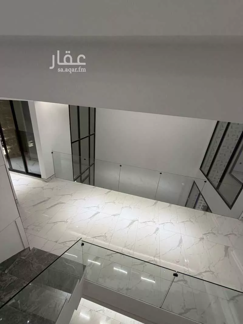 فيلا 6 غرف في النرجس 4