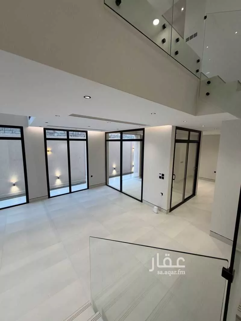 6 bedroom villa in Al Narjis 5
