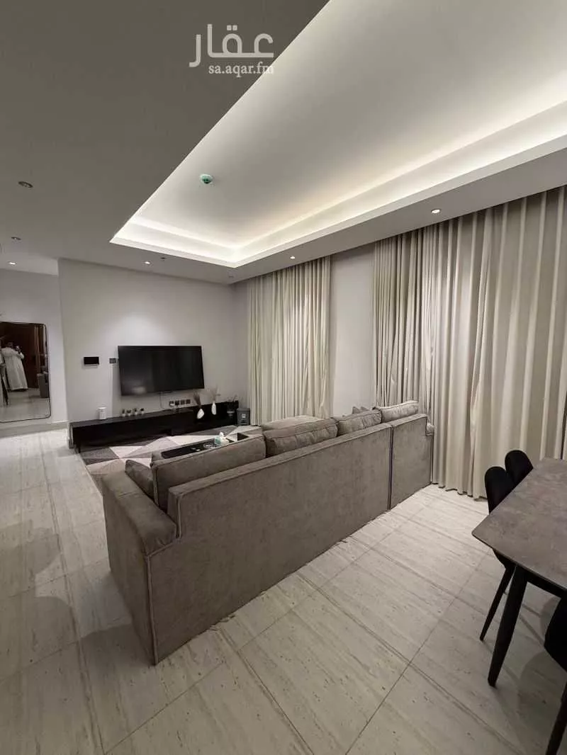 3 bedroom apartment in Al Malqa 4