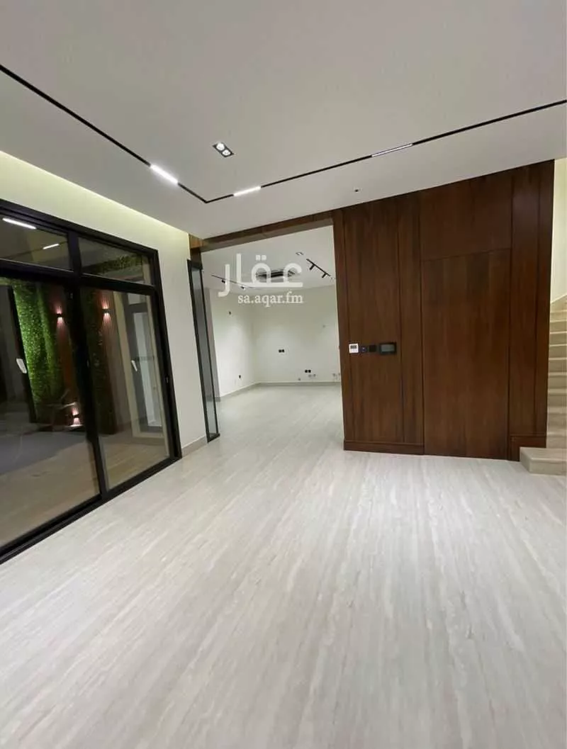 5 bedroom villa in Al Narjis 3