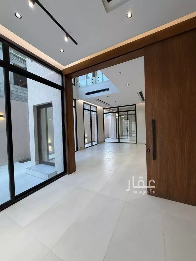 6 bedroom villa in Al Narjis 4