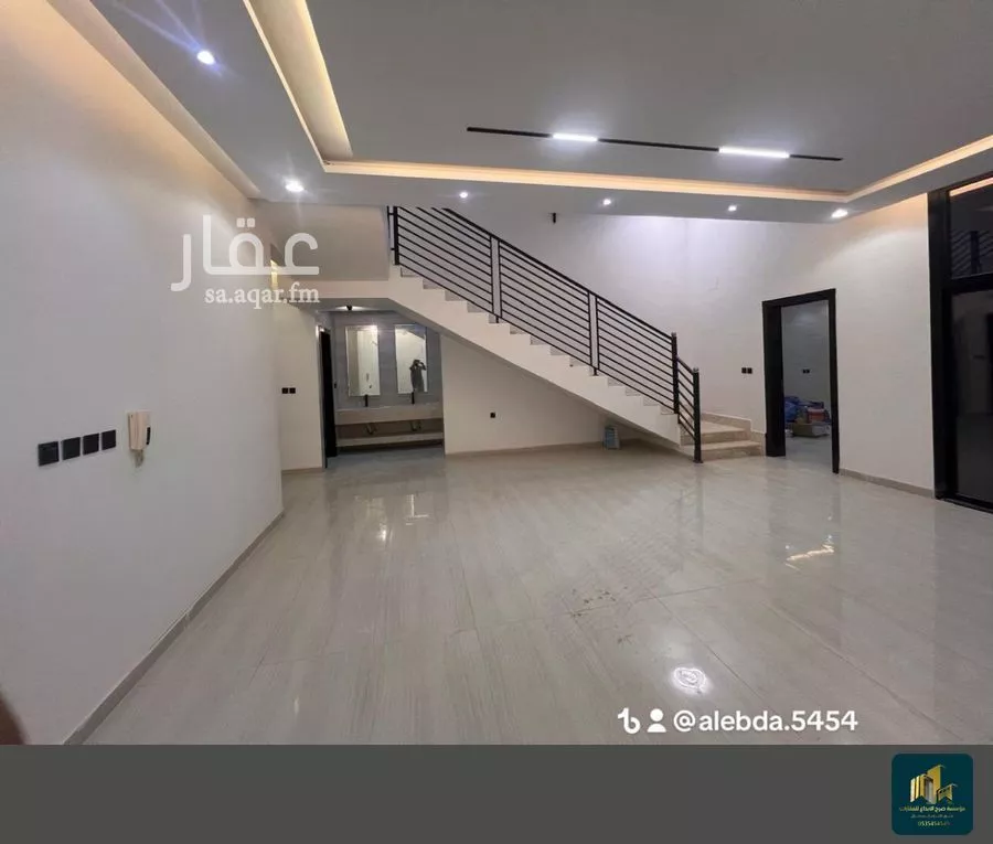 فيلا 9 غرف في الزهرة 2