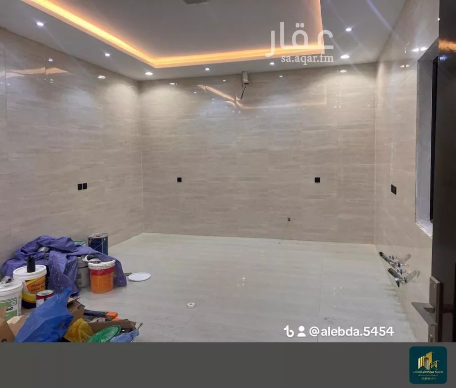 فيلا 9 غرف في الزهرة 4