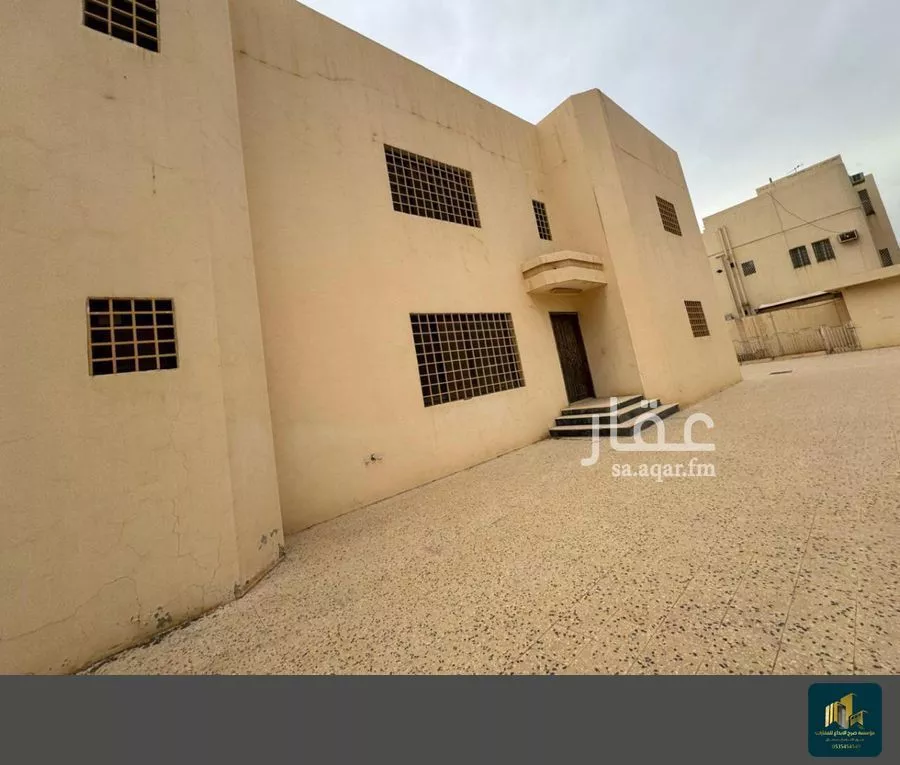 فيلا 15 غرف في العريجاء الغربية 3