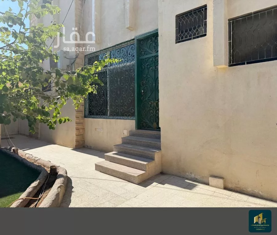 فيلا 10 غرف في الزهرة 2