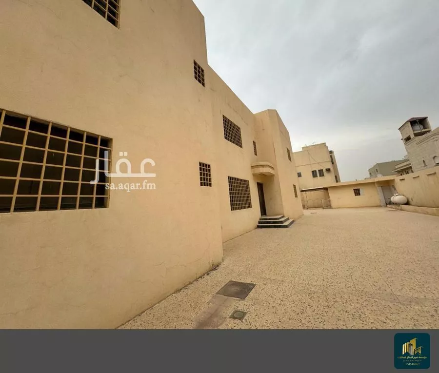 فيلا 15 غرف في العريجاء الغربية 2