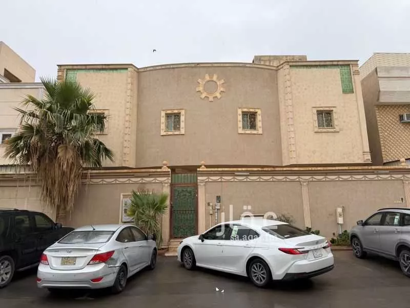 5 bedroom villa in Al Uraija Al Gharbiyah, Riyadh