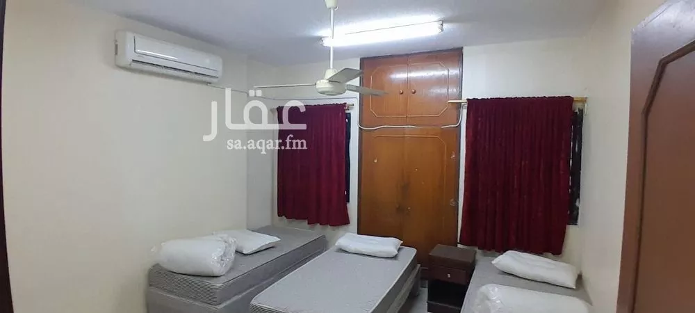 عمارة 1190 م² في الجامعة 1