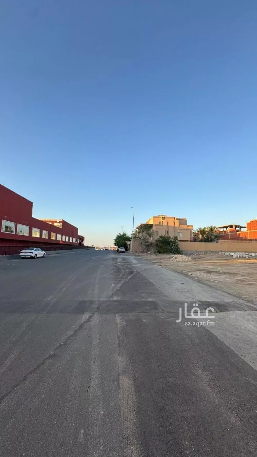 أرض 2500 م² في ابحر الجنوبية 5