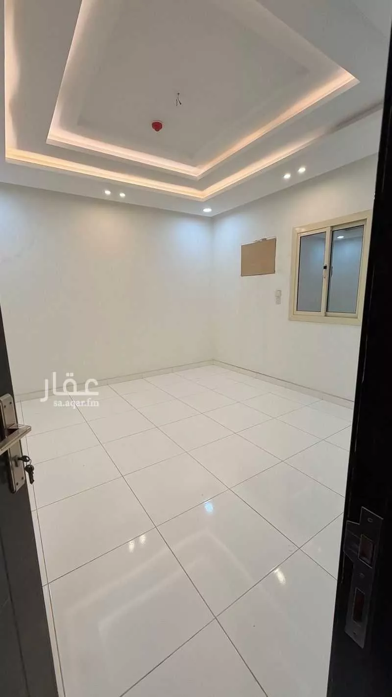 شقة 4 غرف في الريان 3