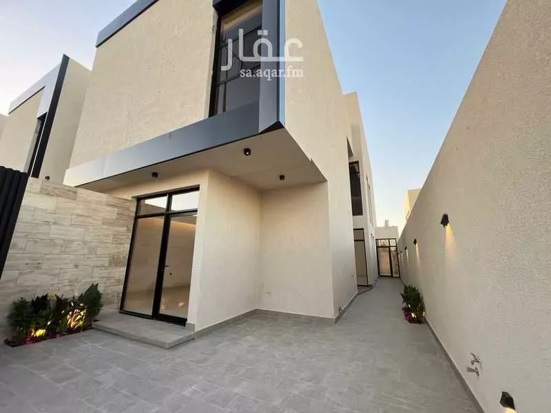 فيلا 5 غرف في النرجس 3