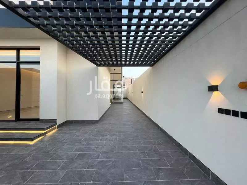 5 bedroom villa in Al Narjis 5