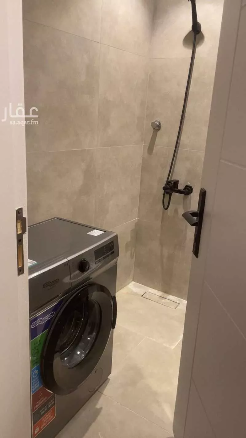 شقة 1 غرف في العقيق 4