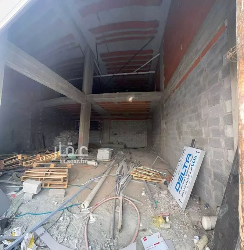 3500 sqm building in Al Dahiyah 4