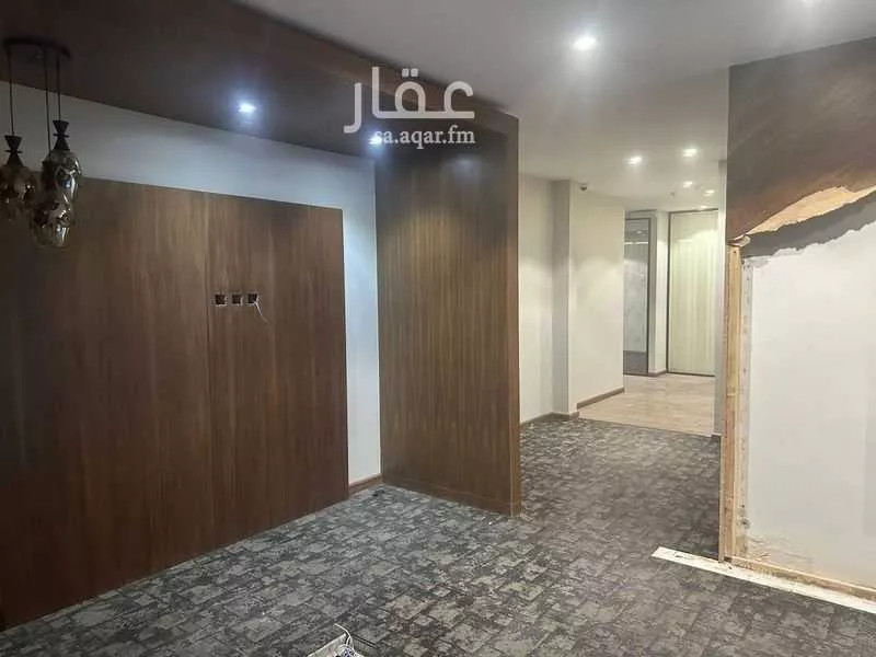 7700 sqm office in Al Yasmin 4