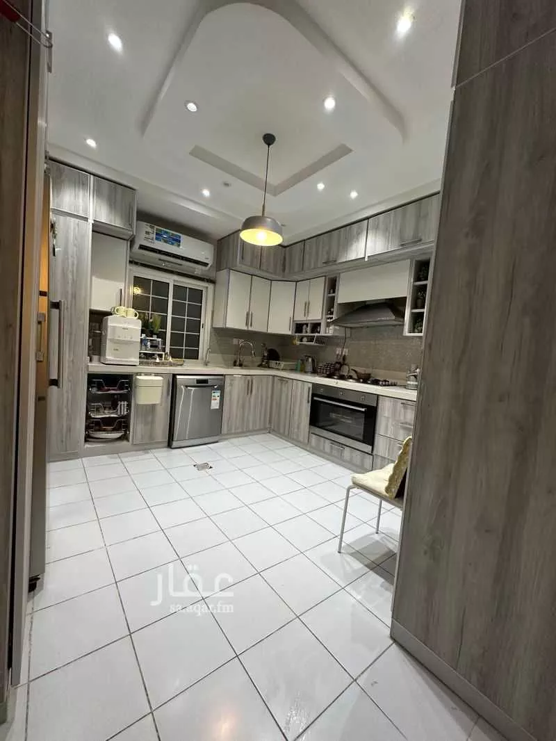 7 bedroom villa in Muraykh 2