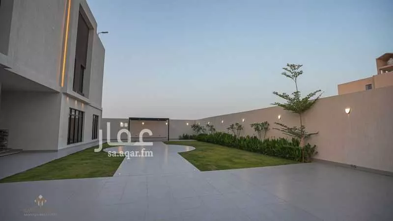 فيلا 14 غرف في المهدية 5