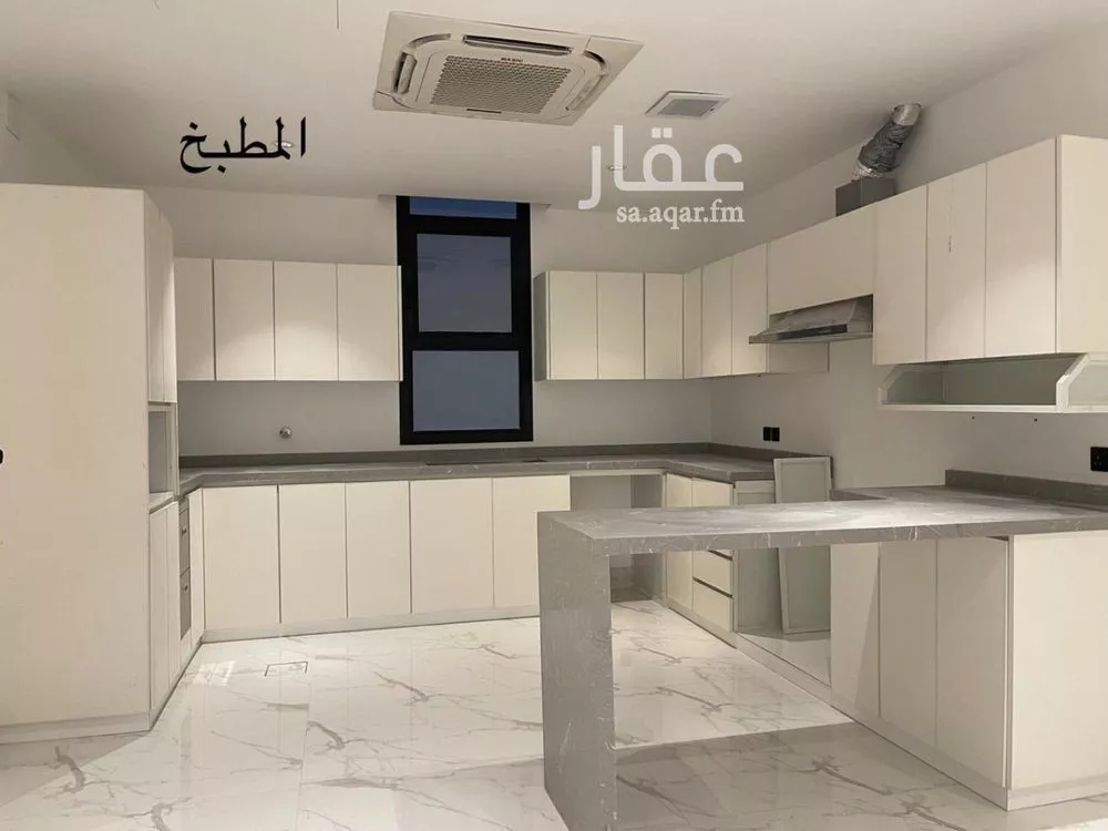 4 bedroom floor in Al Aridh 4