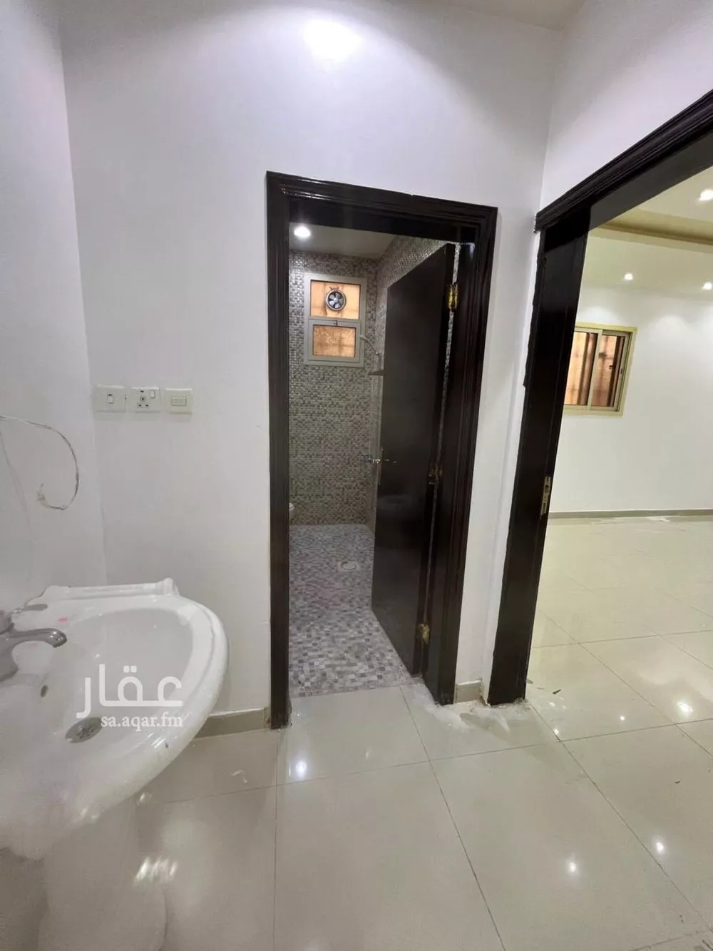 فيلا 6 غرف في الحزم 5