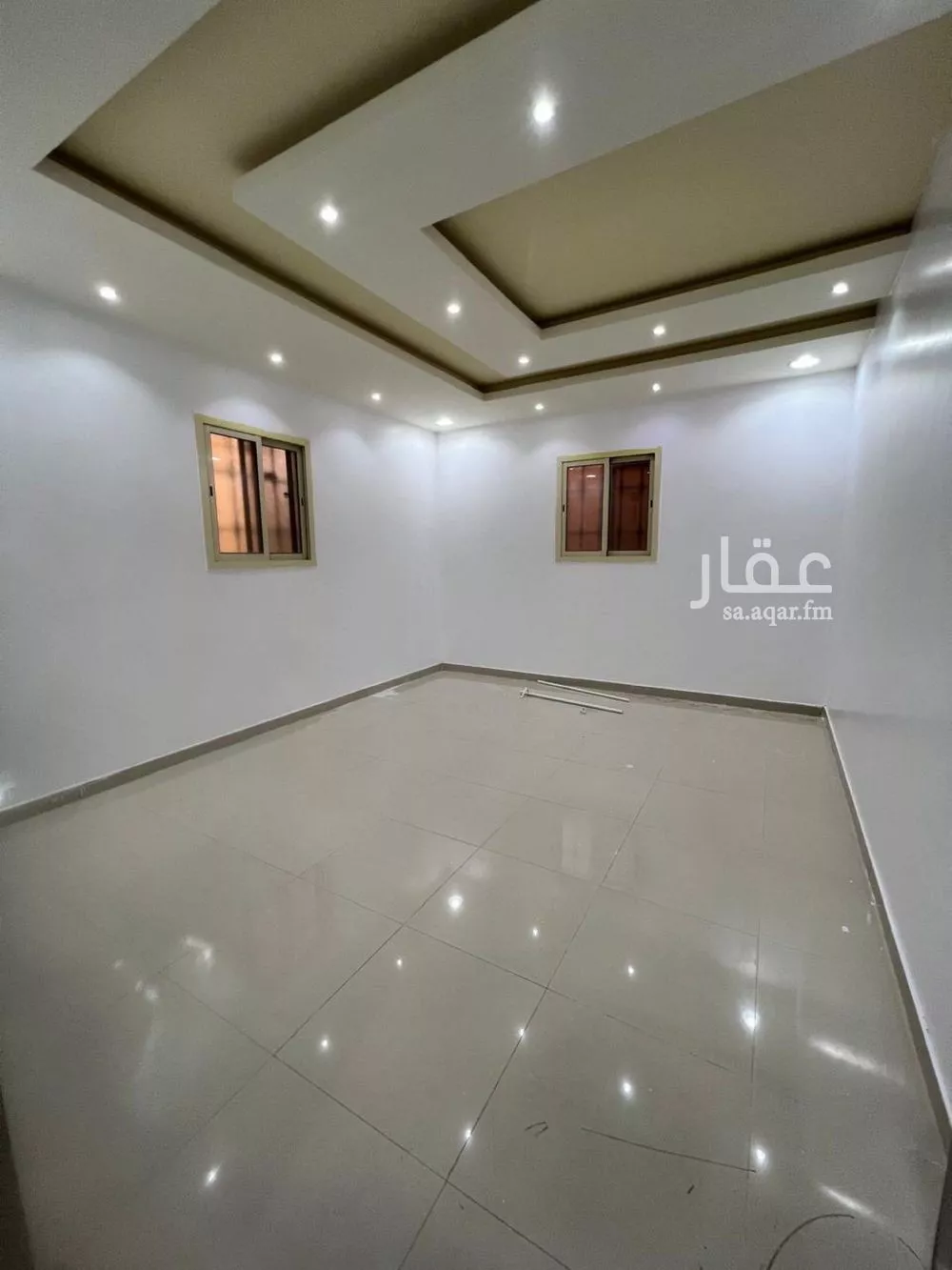 فيلا 6 غرف في الحزم 3