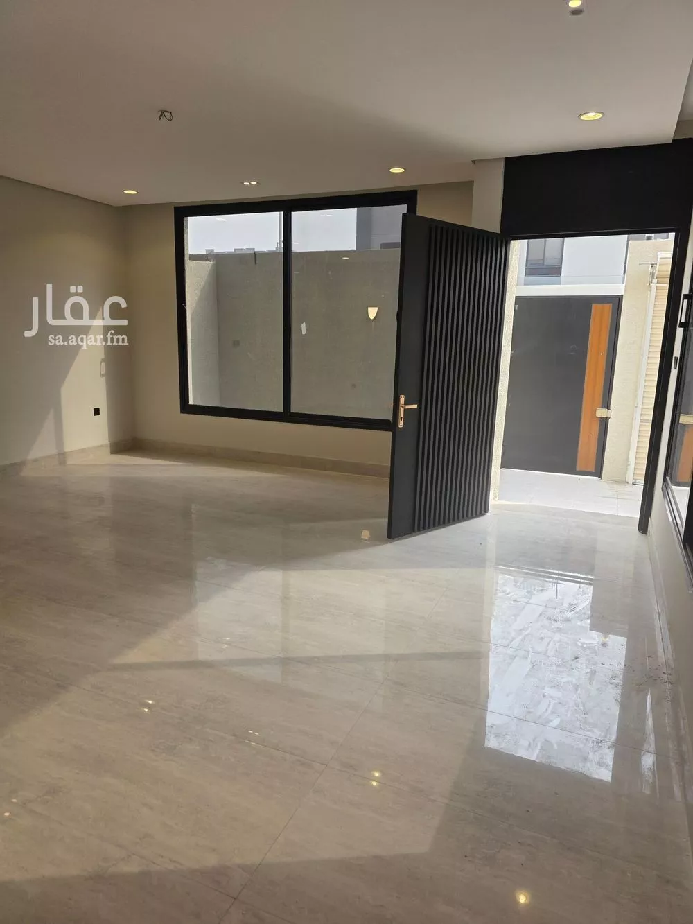 فيلا 6 غرف في الشعلة 4