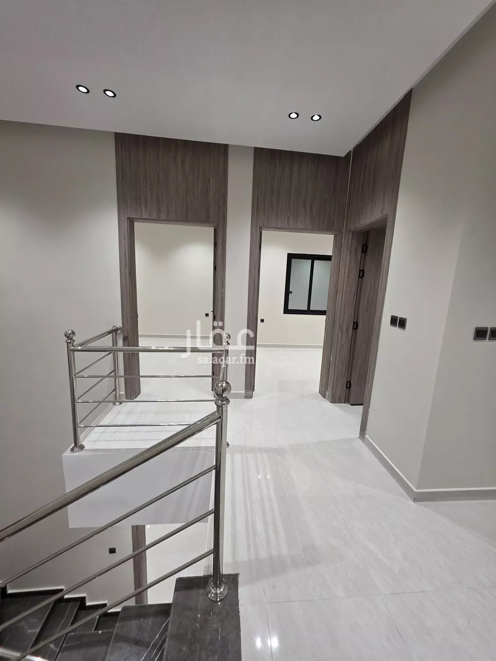 فيلا 6 غرف في احد 2