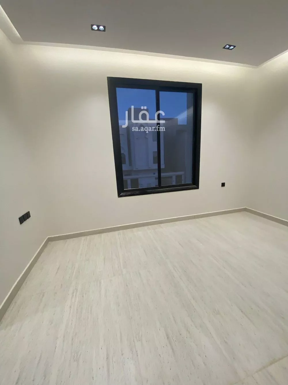 5 bedroom floor in Al Janadriyah 2