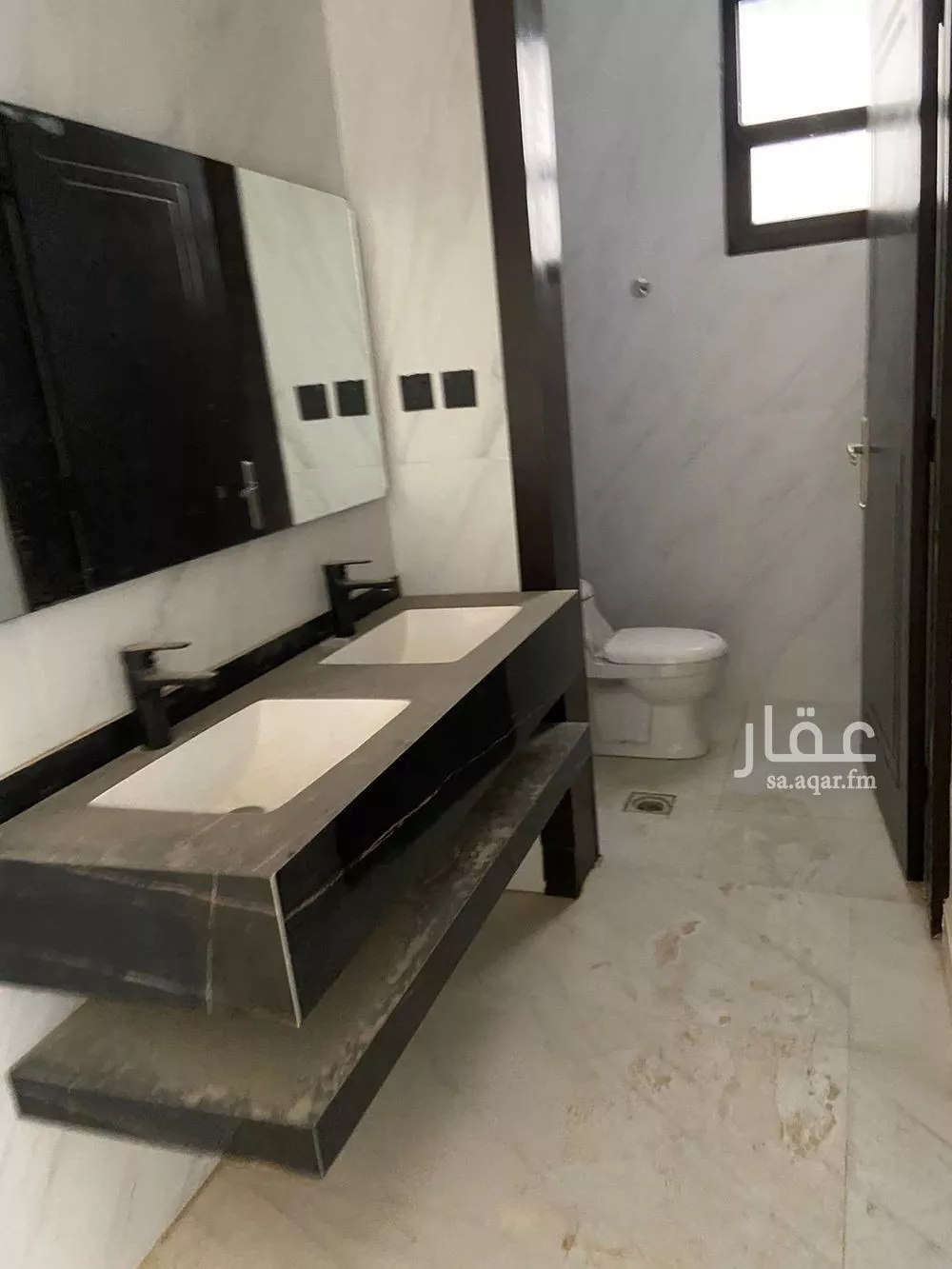 فيلا 5 غرف في الجنادرية 5