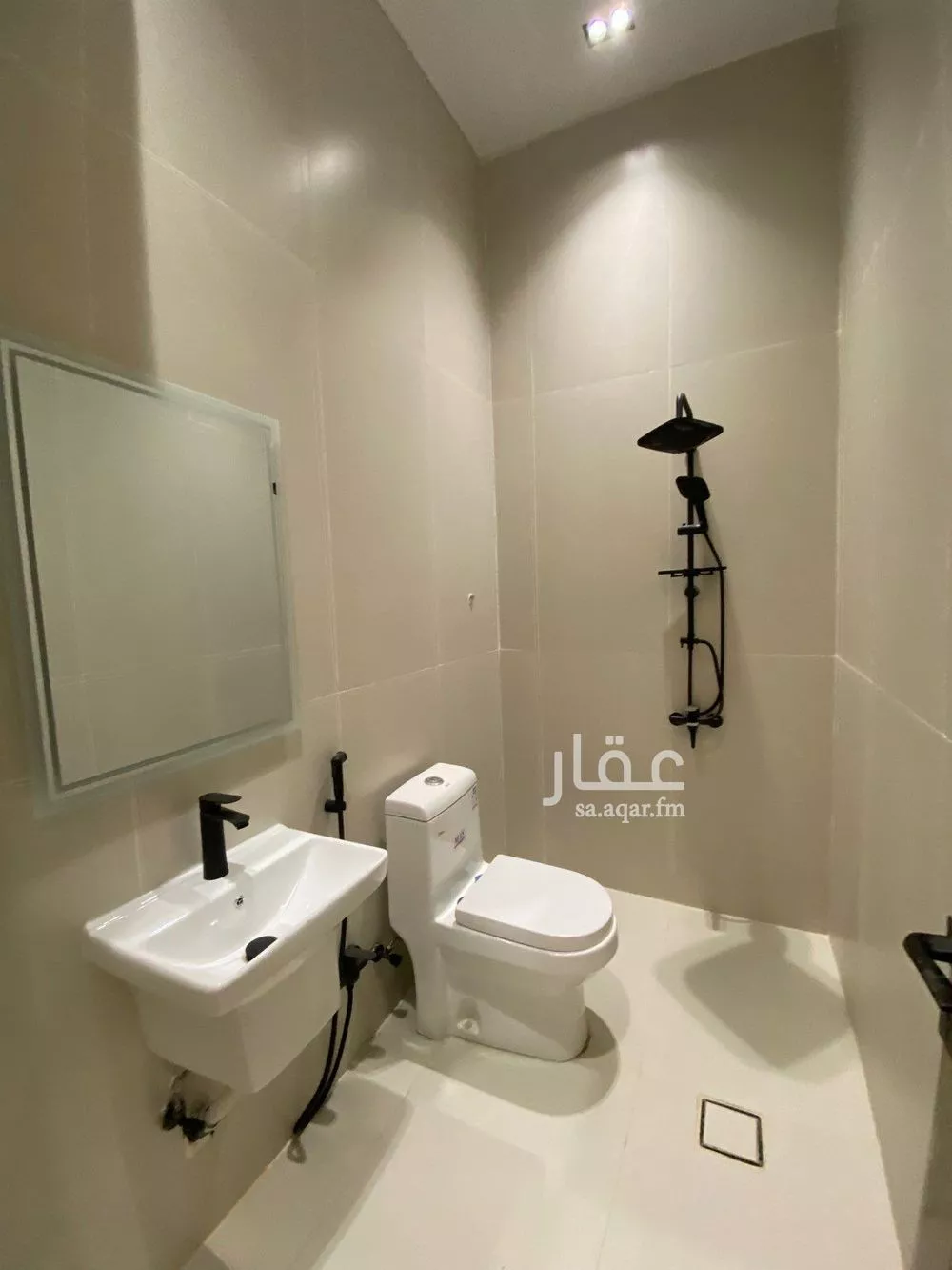 5 bedroom floor in As Saadah 4