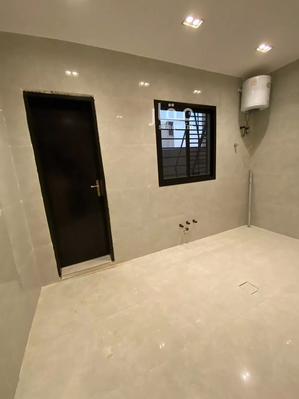 شقة 3 غرف في الجنادرية 1