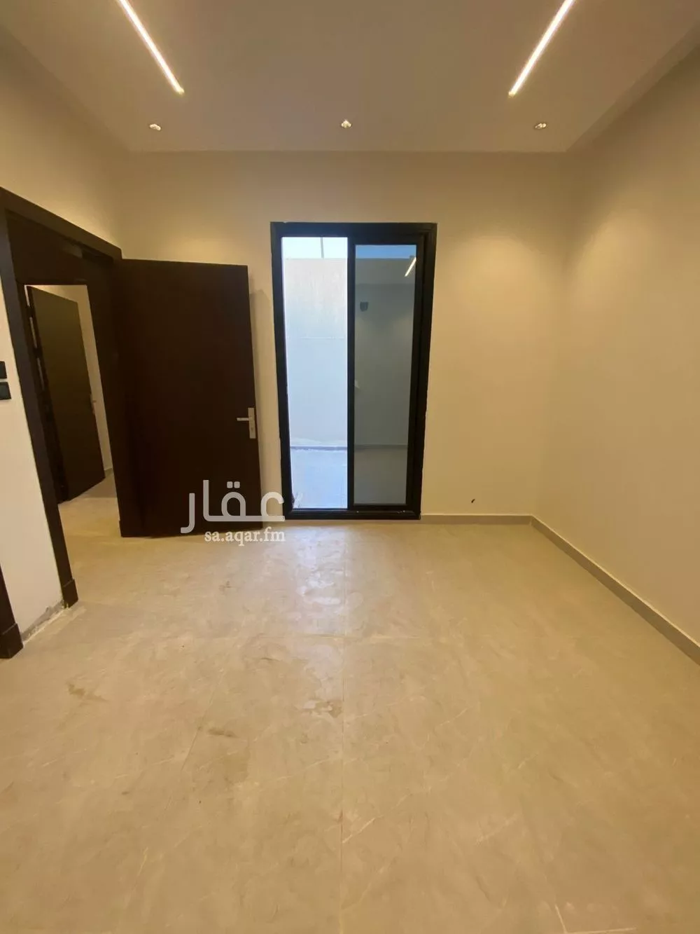 فيلا 6 غرف في الجنادرية 3