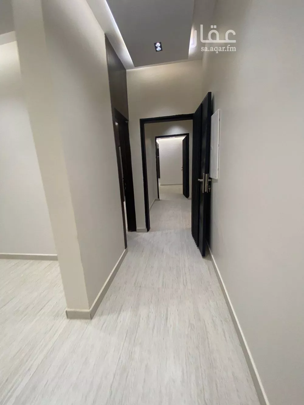 5 bedroom floor in Al Janadriyah 5