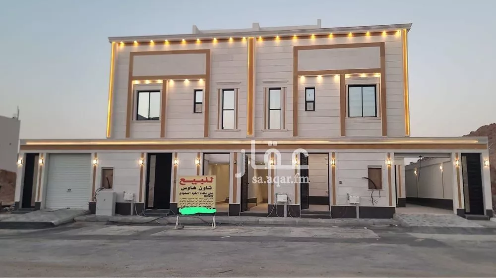 فيلا 5 غرف في البرية 1