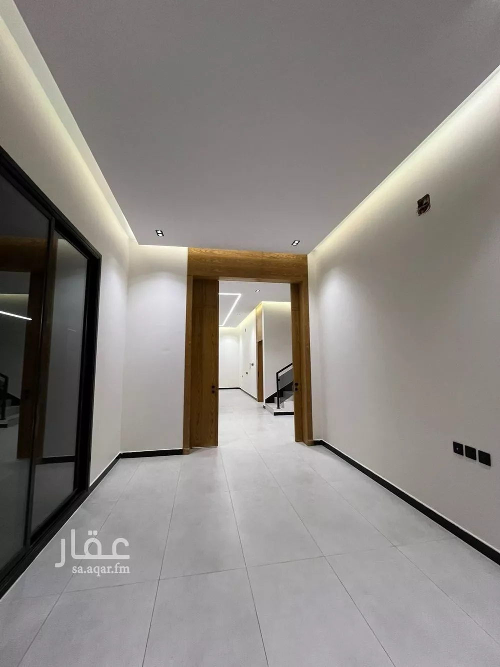 فيلا 5 غرف في الجنادرية 4