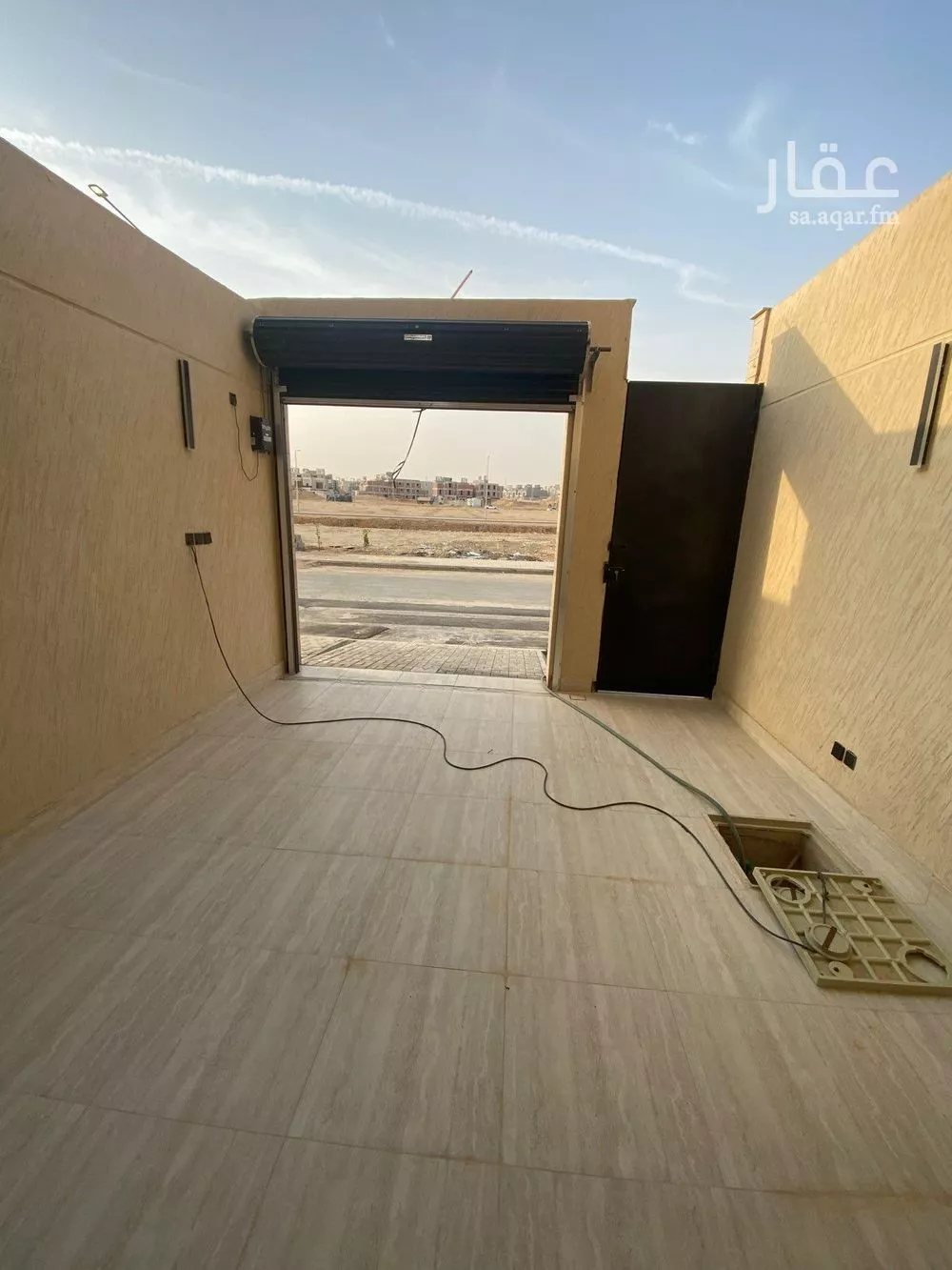 5 bedroom floor in Al Janadriyah 4