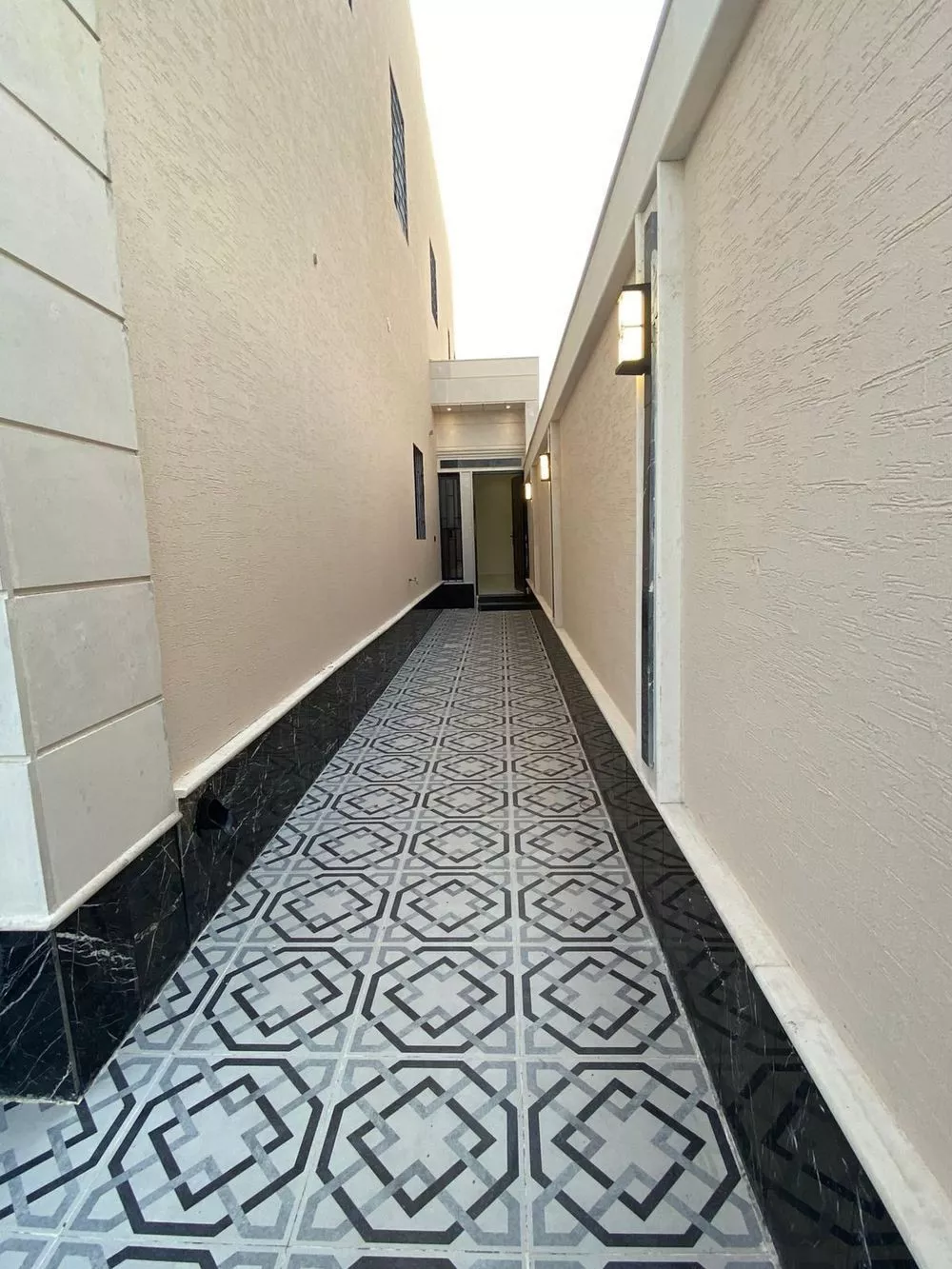 5 bedroom floor in Al Bariah 3