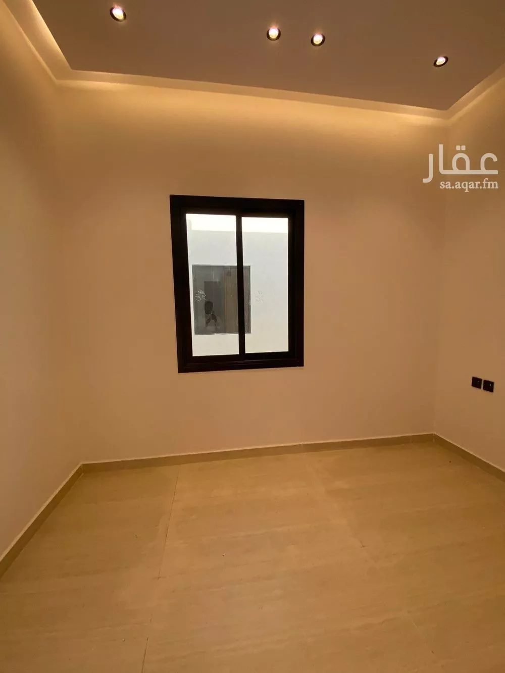5 bedroom villa in Al Janadriyah 3