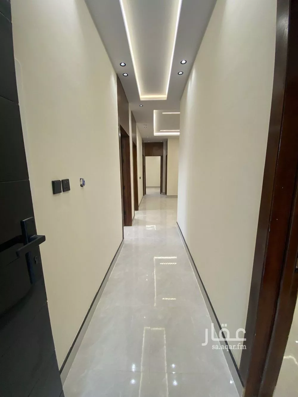 شقة 5 غرف في الجنادرية 3