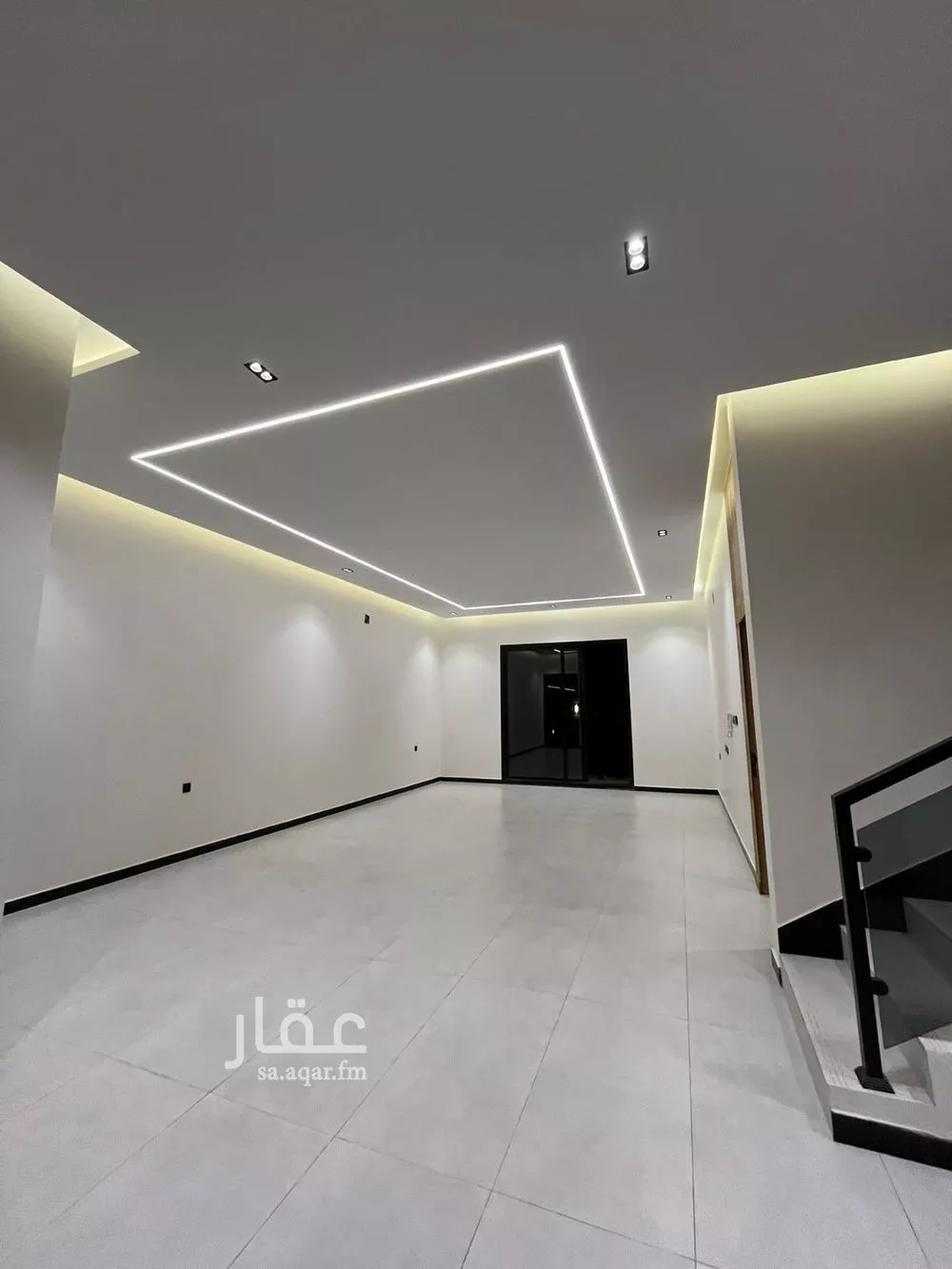 فيلا 5 غرف في الجنادرية 5