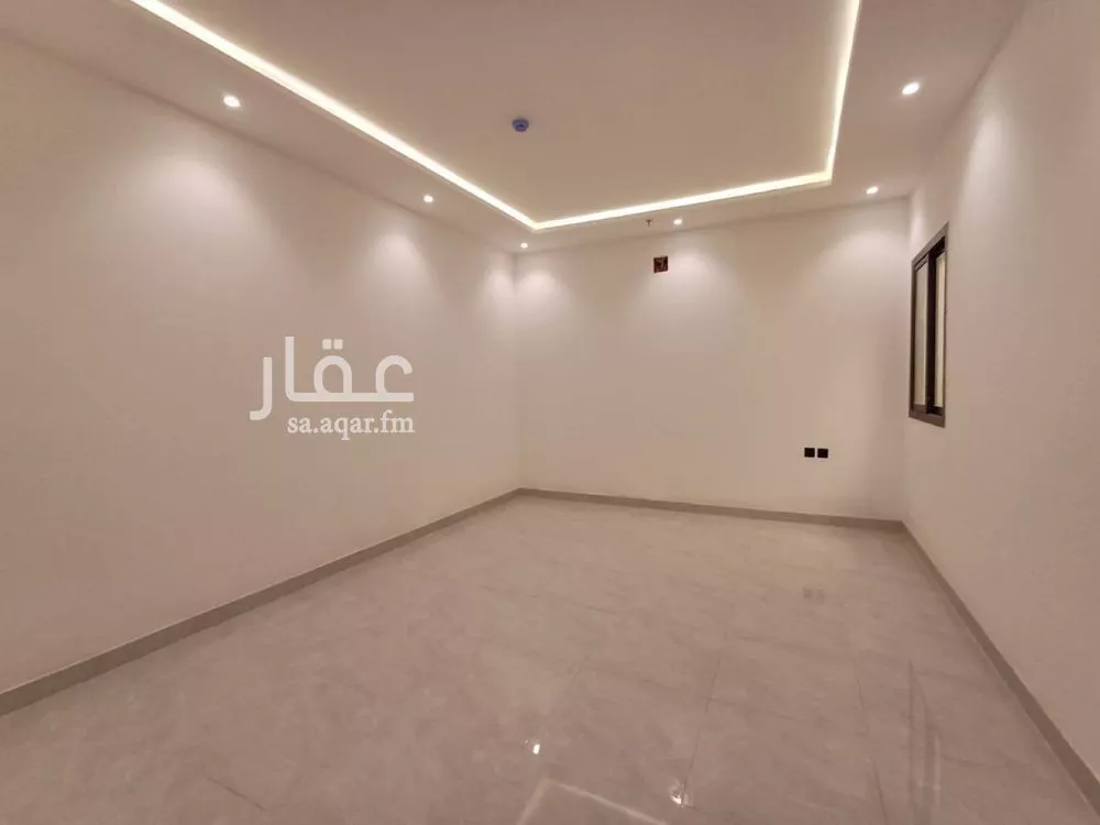 شقة 4 غرف في الرمال 2