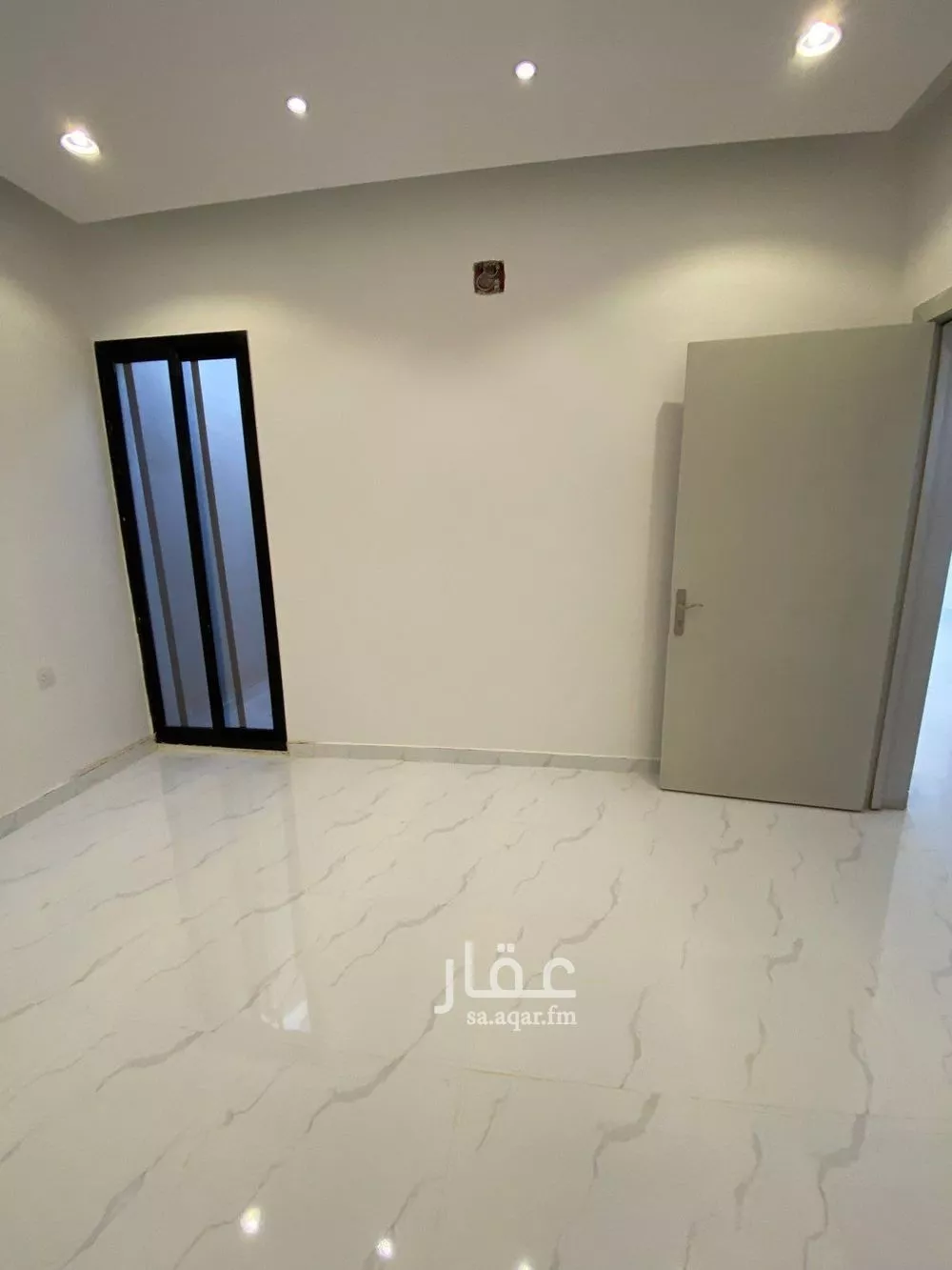 6 bedroom apartment in Al Janadriyah, Riyadh 15