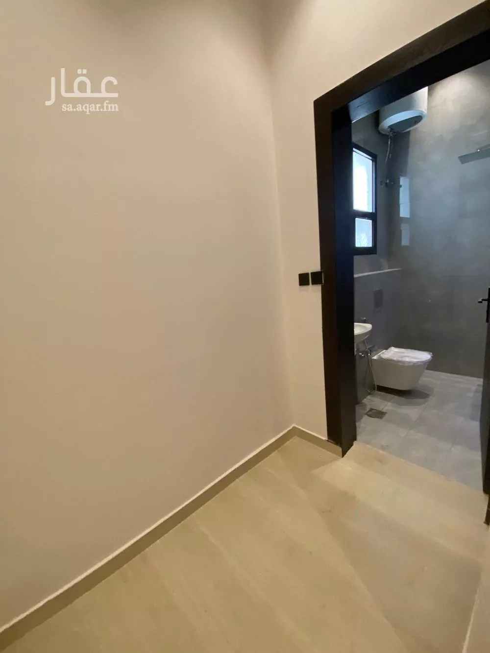 فيلا 5 غرف في الجنادرية 3