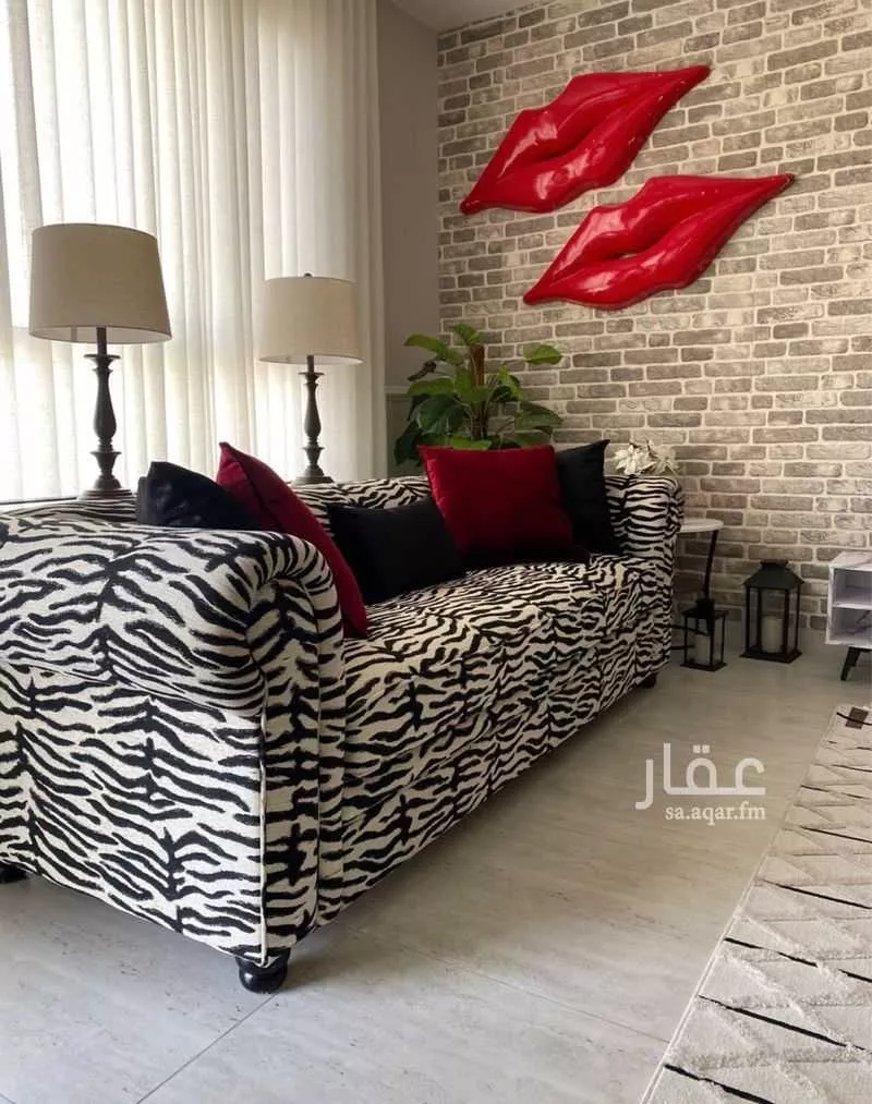 شقة 2 غرف في الحمرا 1