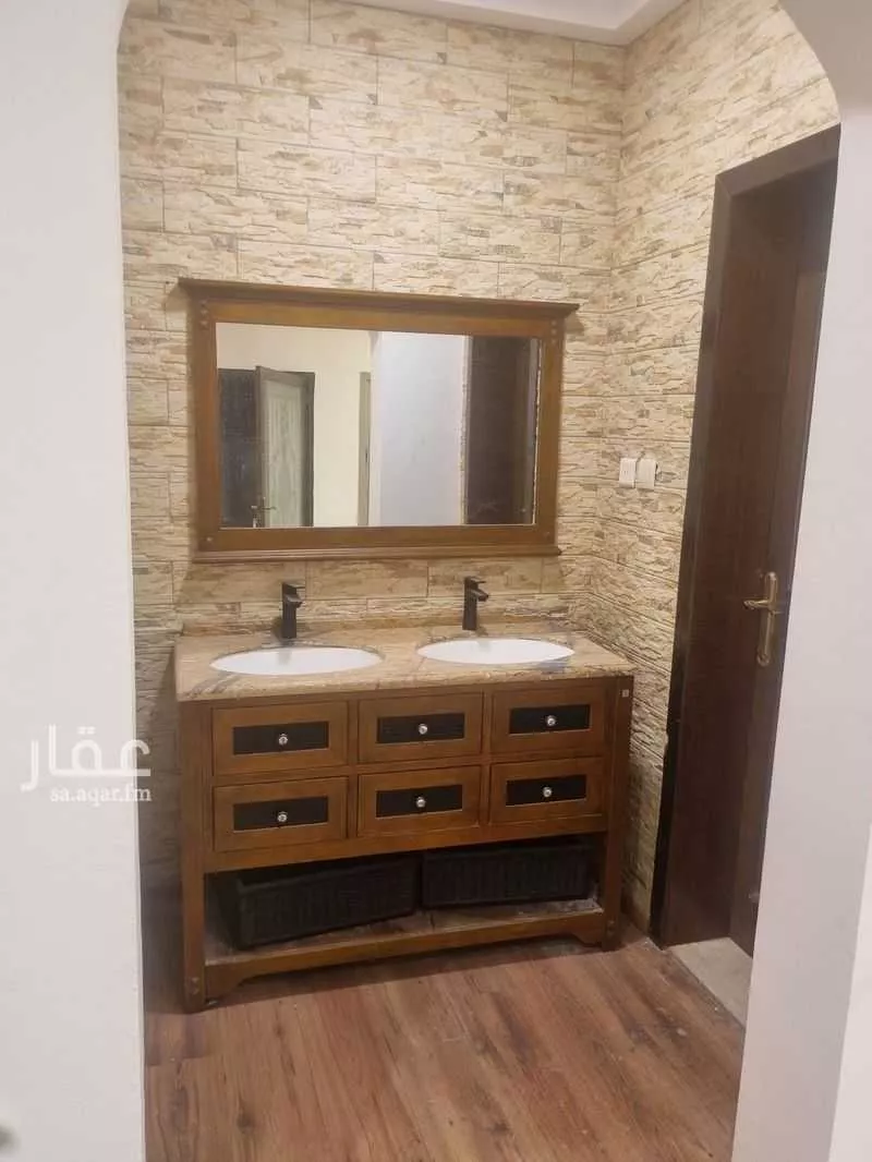 4 bedroom villa in Ar Rakah Al Janubiyah, Eastern Province 8